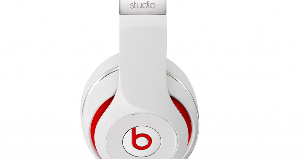 Apple Rumored to Buy Beats