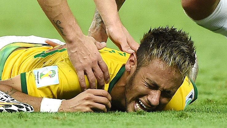 Neymar in pain