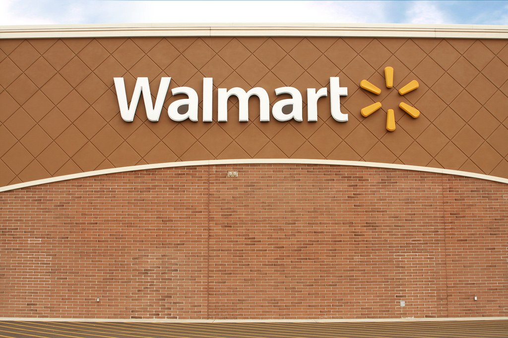 Wal-Mart Changes Delivery Program to Compete With Amazon