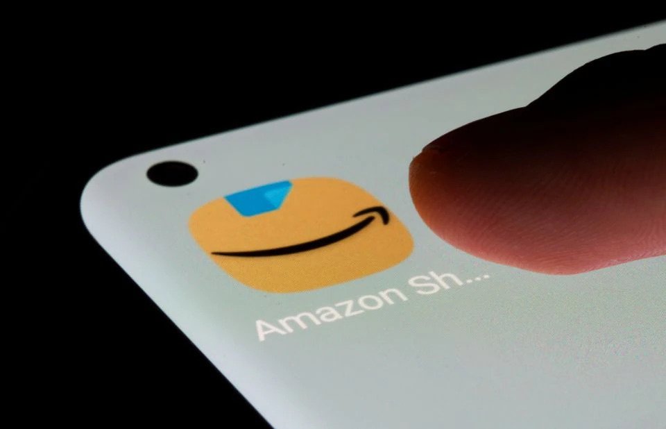 Amazon Seen Triumphing Over Apple Privacy Changes in Digital ad Business Amazon seen triumphing over Apple privacy changes in digital ad business