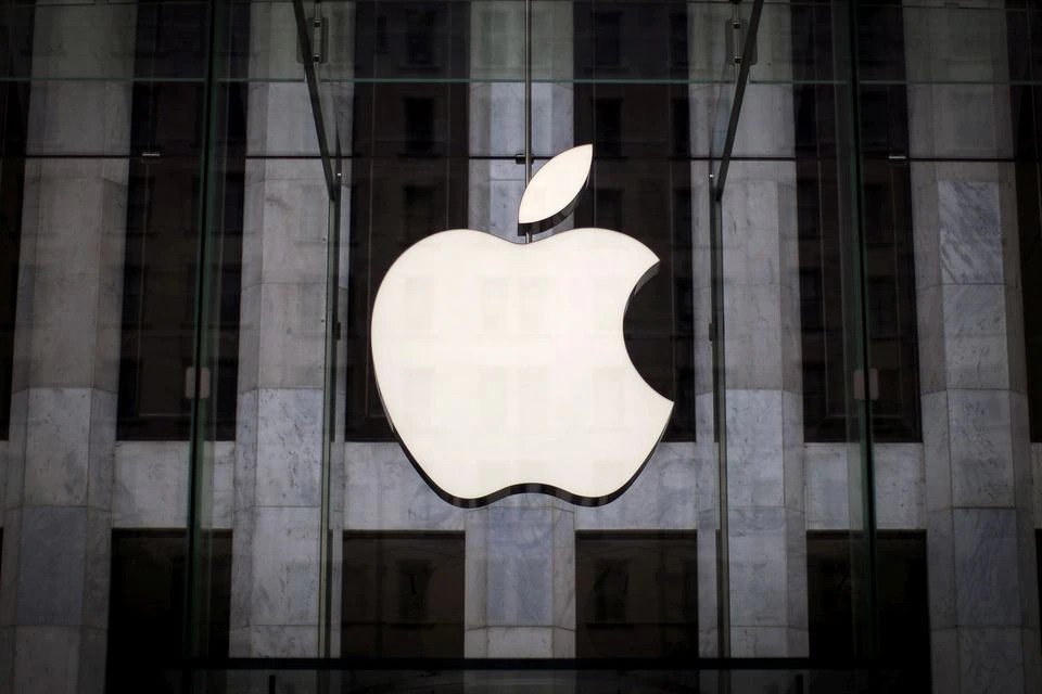 Italy’s antitrust watchdog investigates Apple’s app market exploitation. Apple expected to unveil new Macs with more powerful chips