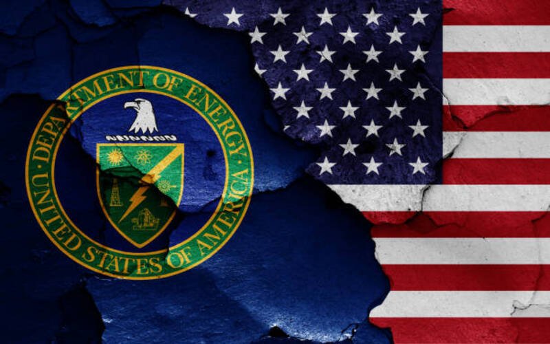 To achieve fuel economy standards, US recommends EV mileage cuts.