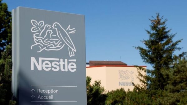 A logo is pictured on the Nestle research center at Vers-chez-les-Blanc in Lausanne, Switzerland August 20, 2020./Denis/File Photo
