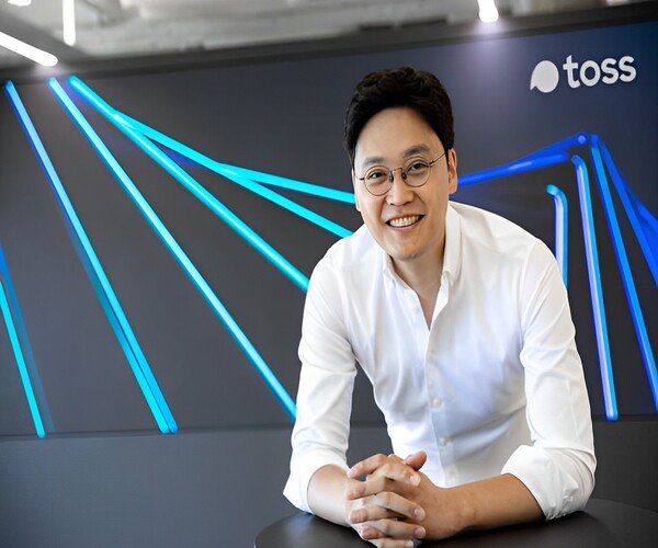 South Koreans use cash-giving apps to reduce living costs.