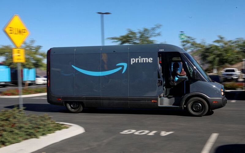 Amazon offers $10 for pickup to reduce shipping expenses.