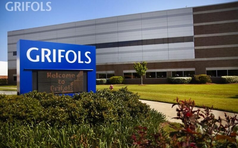 Grifols’ chairman becomes CEO, ending family leadership.