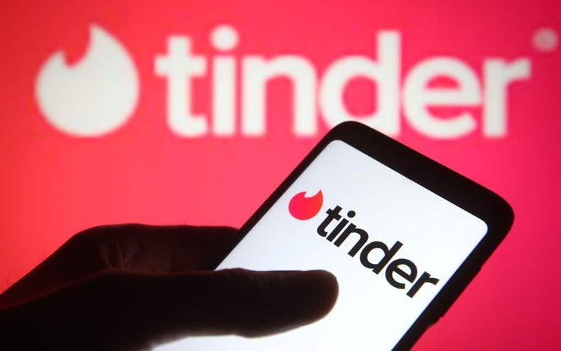 A Russian court fines Tinder, and Twitch for refusing to localize data