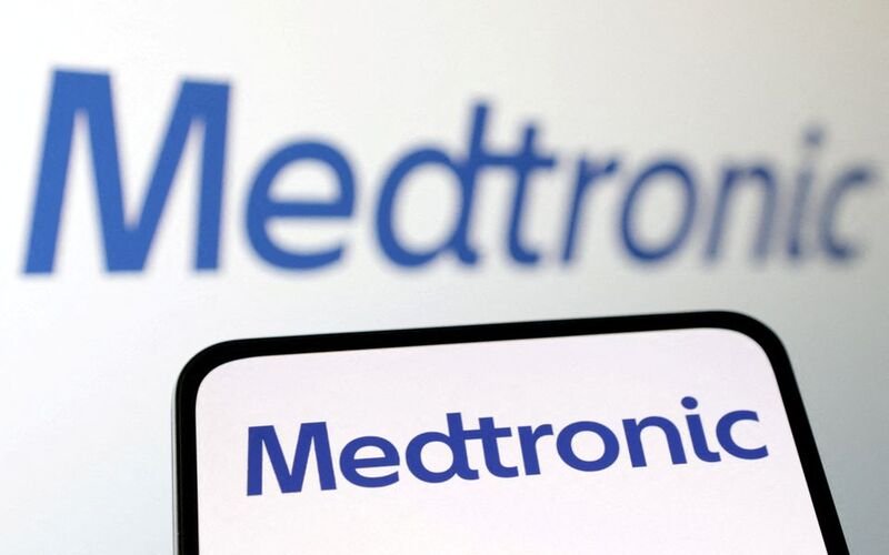 Exclusive: Carlyle in exclusive talks for $7 bln-plus Medtronic units deal