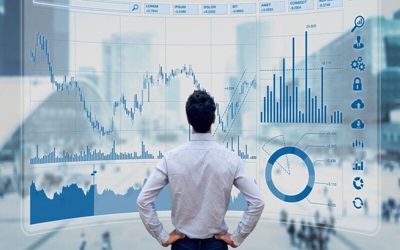 Active Management: Definition, Investment Strategies, Pros and Cons