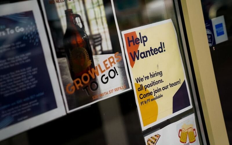 US job growth smashes expectations raising prospects for rate hikes