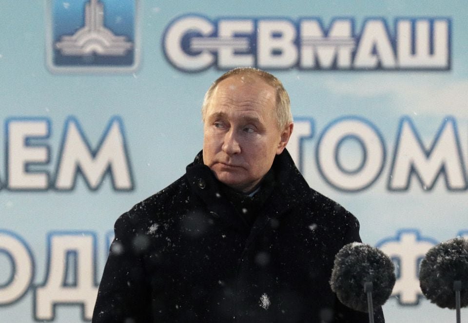 Nuclear warnings serve Putin’s purpose as he bids for new term Russian President Vladimir Putin attends a flag-raising ceremony for two nuclear-powered submarines in the northern city of Severodvinsk, Russia, December 11, 2023. Sputnik/Kirill Iodas/Pool via REUTERS