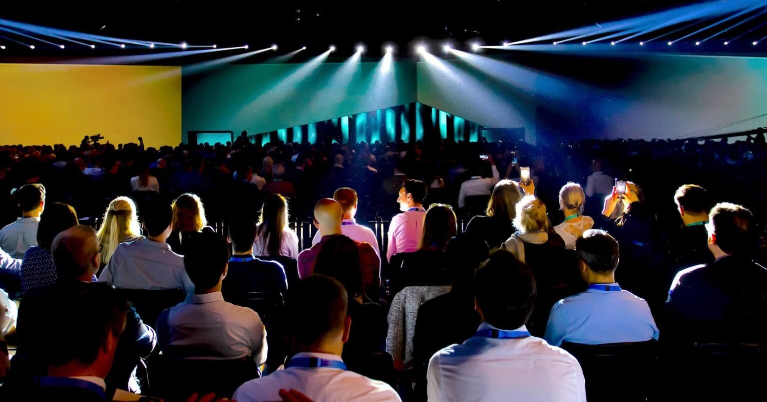 Socially Amplified Events