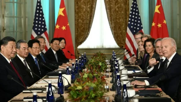 US Views Declining Trade with China as Potentially Positive