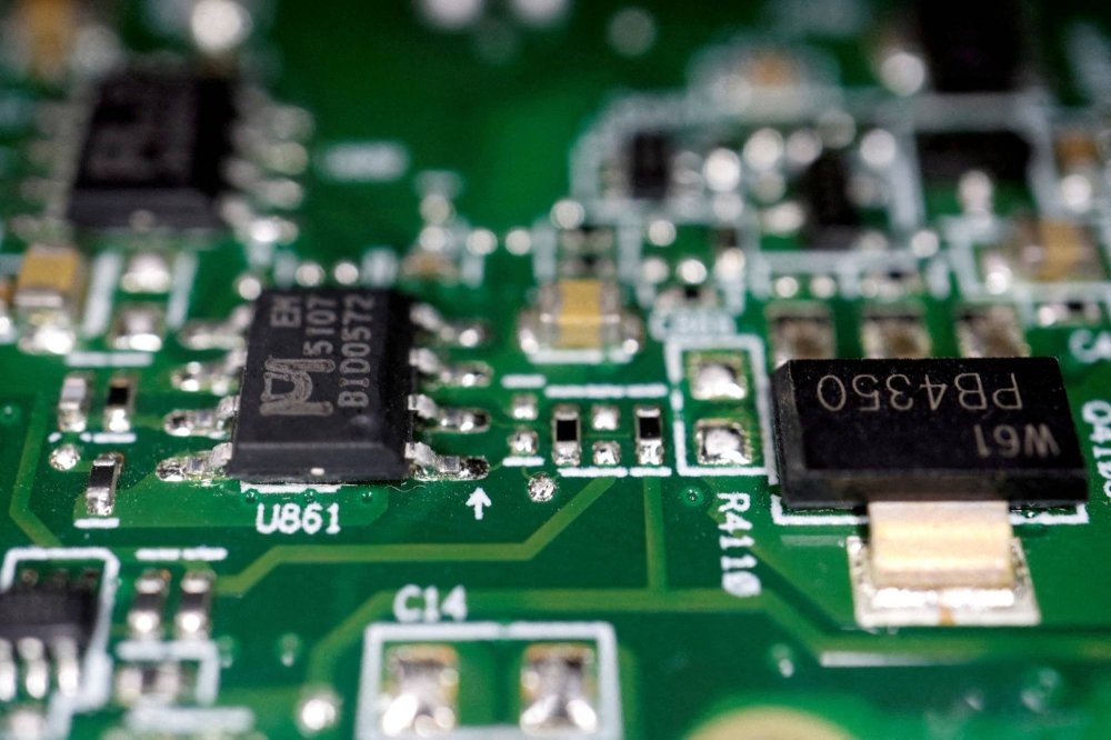 US Mulls Blacklisting CXMT to Hinder China’s Chip Innovation, Bloomberg Reports US Mulls Blacklisting CXMT to Hinder China's Chip Innovation