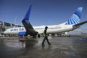 United Airlines Flight 433 Safely Lands in Oregon