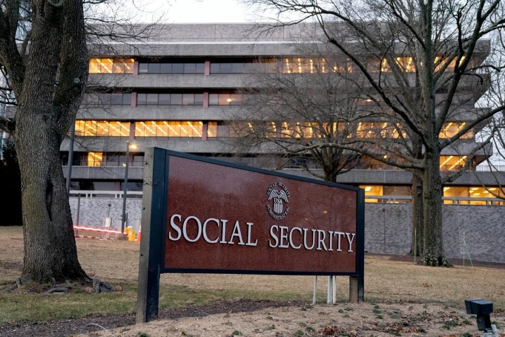 Social-Security-Site-Crashes-Amid-Online-Push