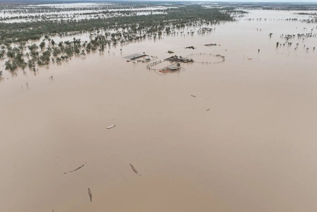 Australian Outback Floods Worst in 50 Years Australian-Outback-Floods-Worst-in-50-Years