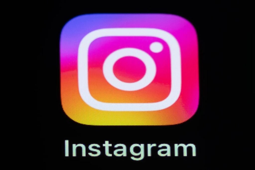 Instagram-Tests-Secret-Code-Reels-Feature