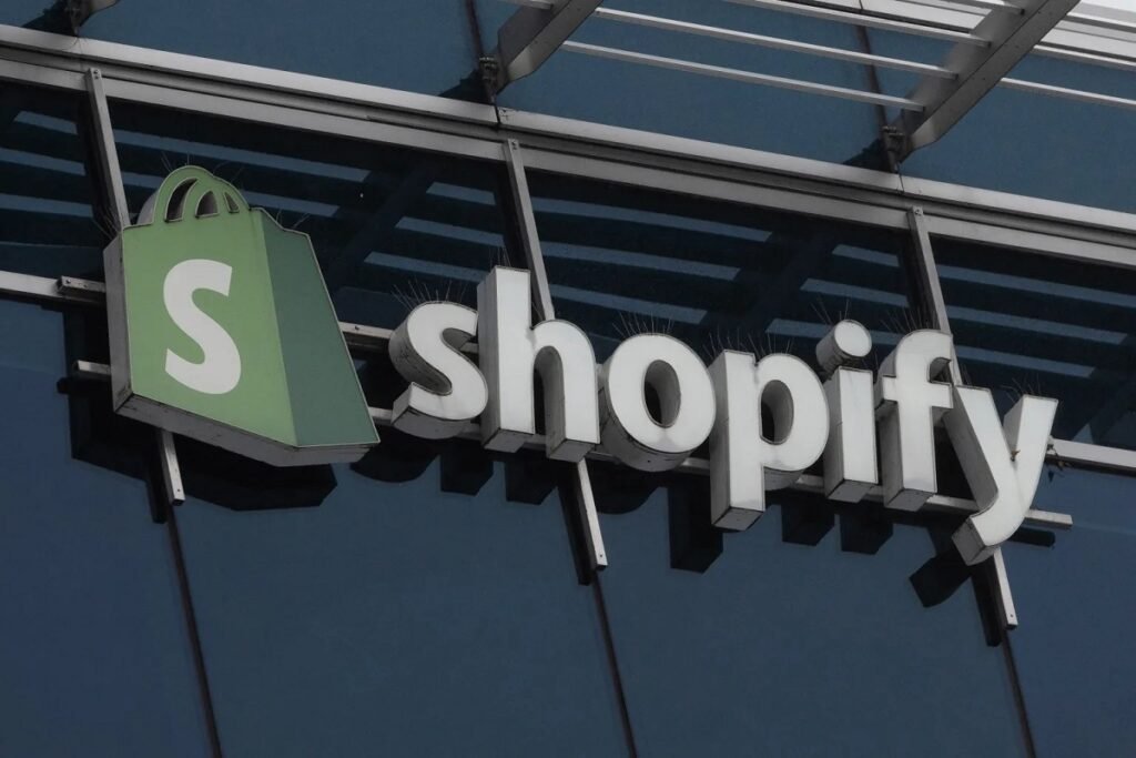 Shopify-CEO-Use-AI-Before-Hiring
