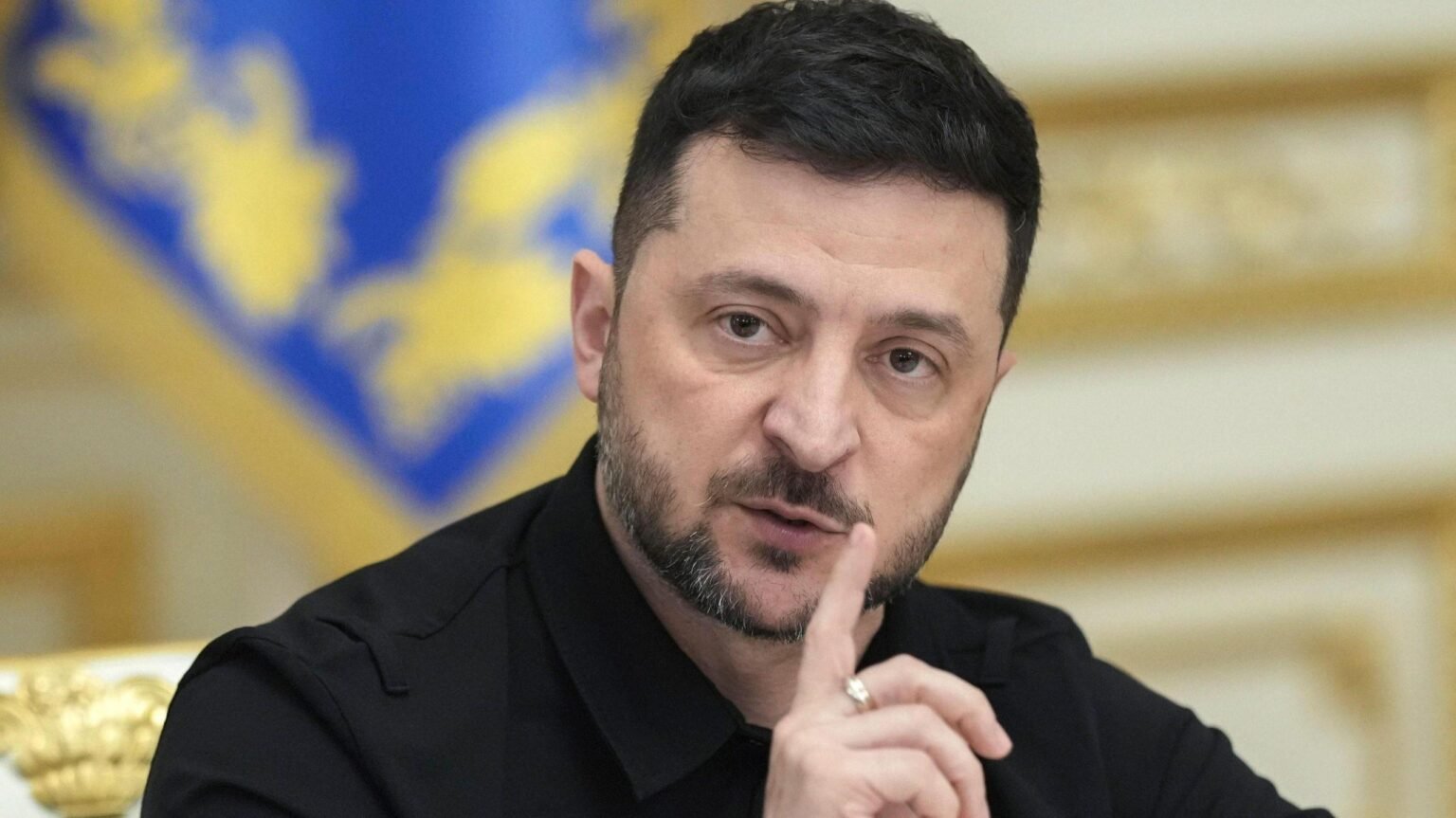 Ukraine Prepares New Peace Plan, Zelensky Rejects Territorial Concessions as Fighting Intensifies