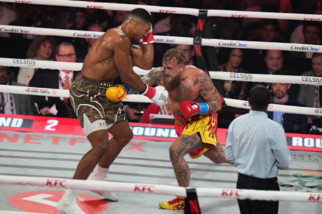 Anthony Joshua Knocks Out Jake Paul in Sixth Round to Win Heavyweight Fight in Miami.