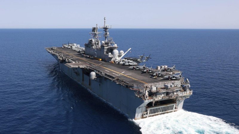 US Marines Storm Middle East: Amphib Assault Ship Bolsters Gulf Showdown