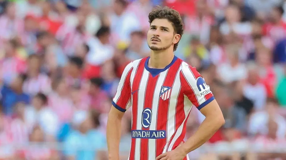 ‘0% chance’ – Atletico hit back at Barca over Alvarez transfer row